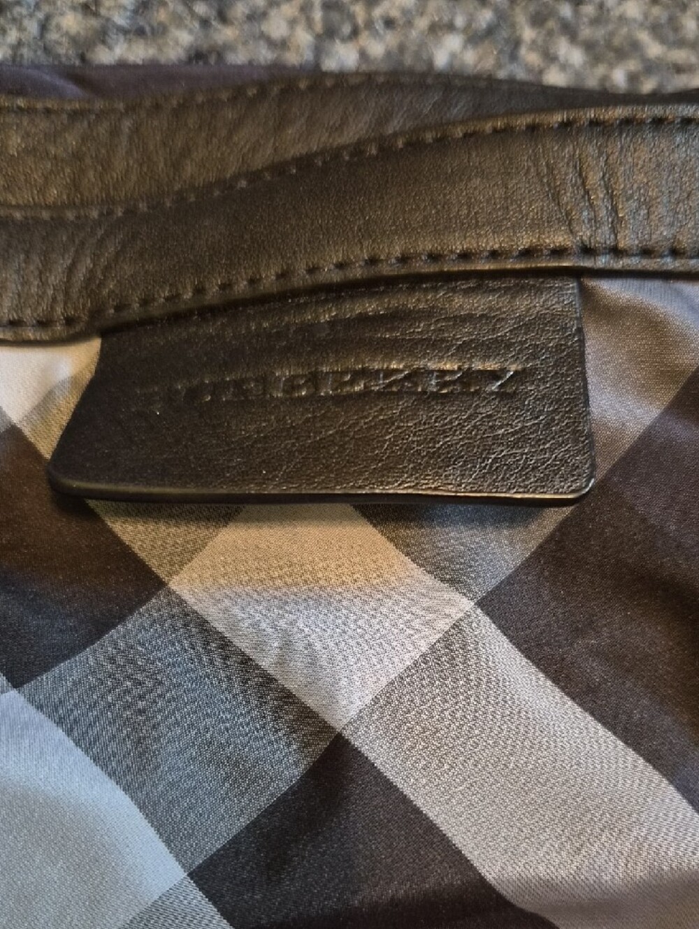 Burberry Nylon Tote Euc - Picture 2 of 8